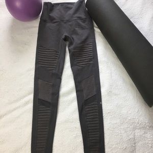 Alo Moto Leggings